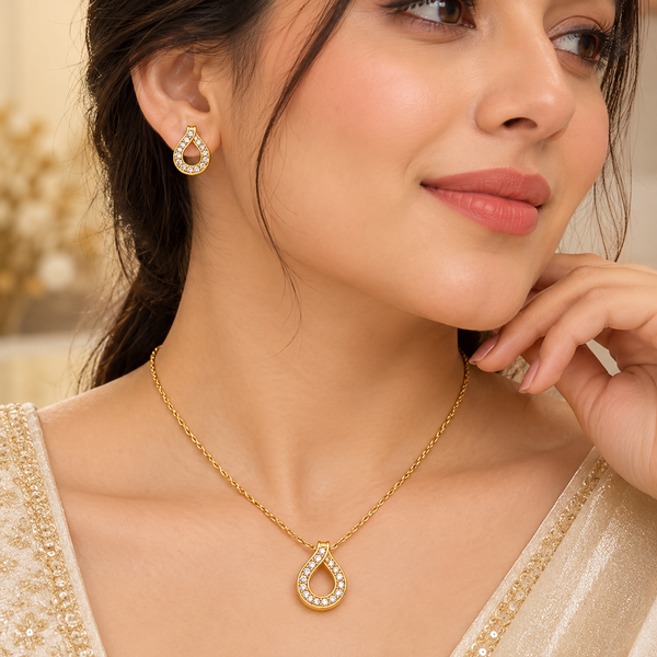 Classic Teardrop Necklace Set