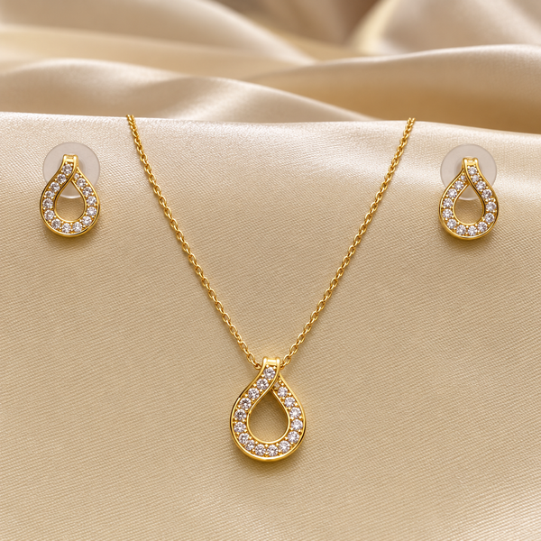 Classic Teardrop Necklace Set