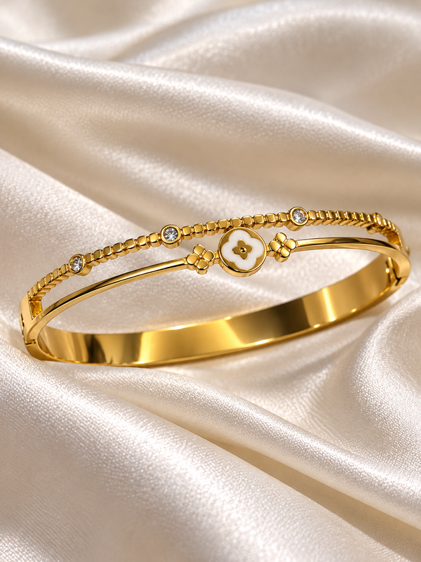 The Golden Clover Charm Bracelet